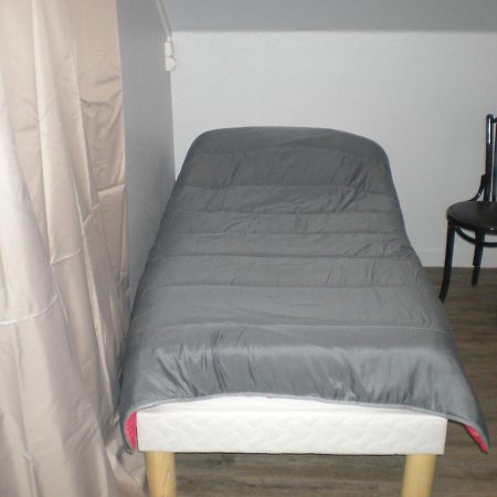 Hotel Dg Mery-sur-Oise Bagian luar foto