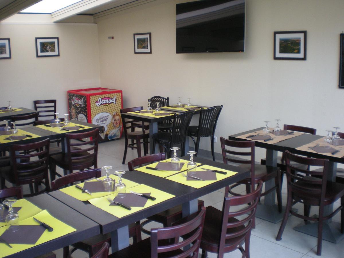 Hotel Dg Mery-sur-Oise Bagian luar foto