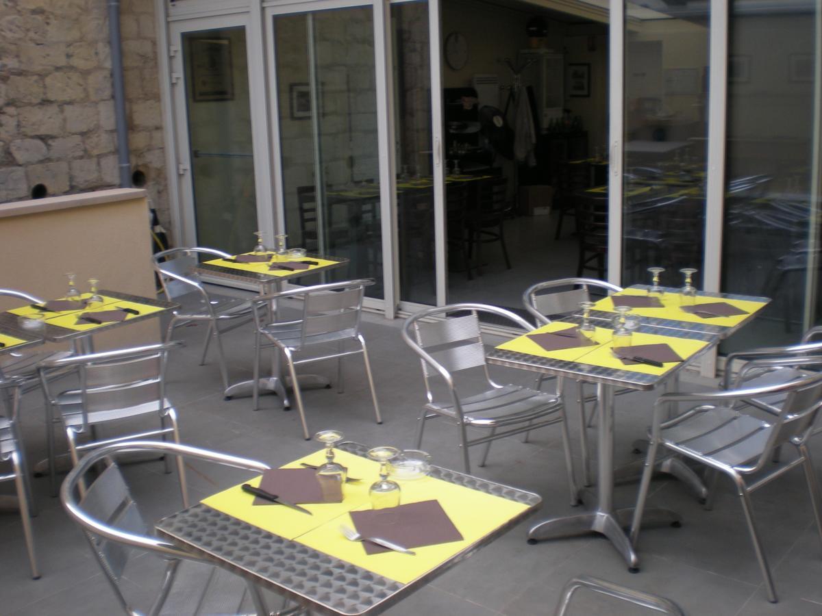 Hotel Dg Mery-sur-Oise Bagian luar foto